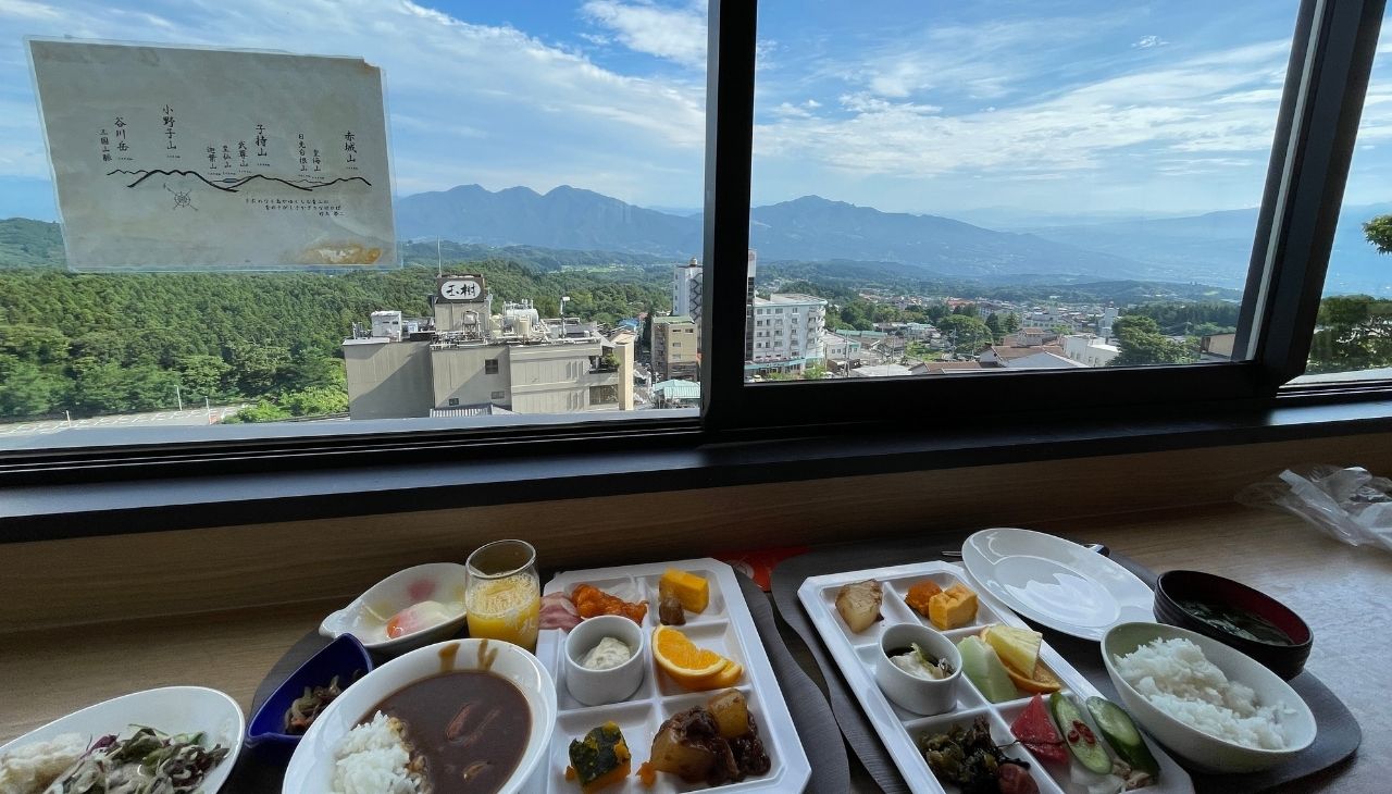 森秋旅館の朝食