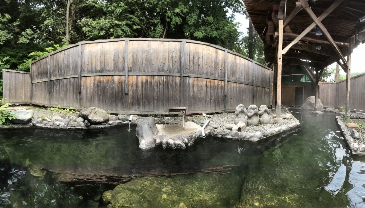 大露天風呂を独り占め