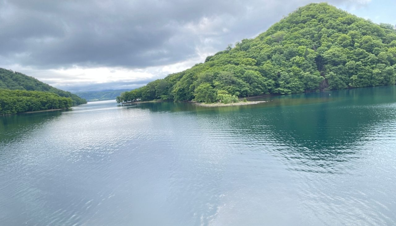遊覧船で中島へ